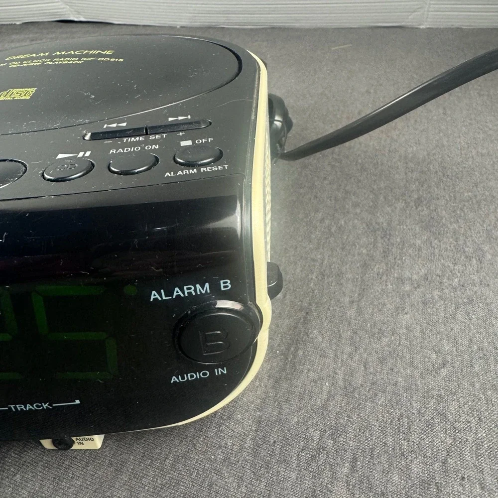 Sony Dream Machine ICF-CD815 CD Clock Radio FM AM Dual Alarm Green LED Black